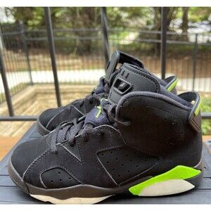 Nike Air Jordan 6 Retro “Electric Green” (PS) Size 2Y (384666-003) – No Box